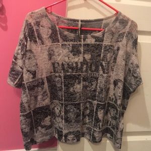 💰 FREE w purchase - fashion tee